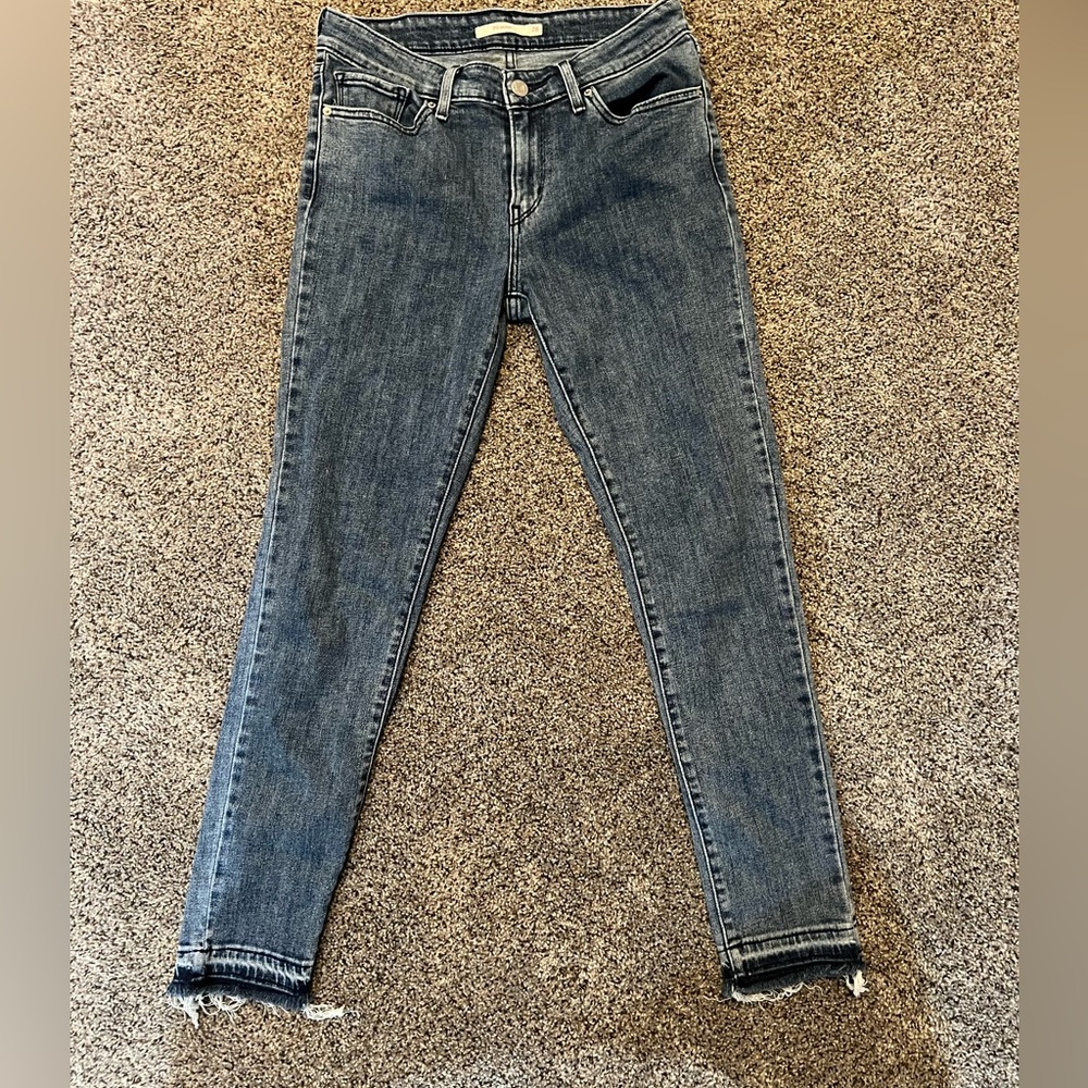 Women’s 711 skinny Jean Levi’s mid rise